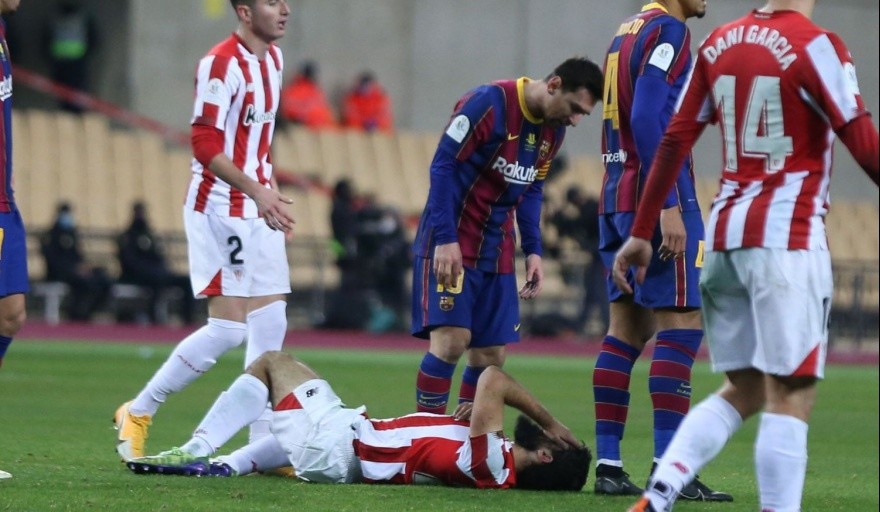  尼斯铁卫红牌下场遭对手碾压  